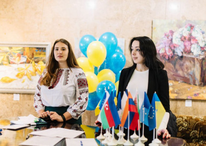 Онлайн-курс: «Викладання української в класах із навчанням мовами національних меншин»